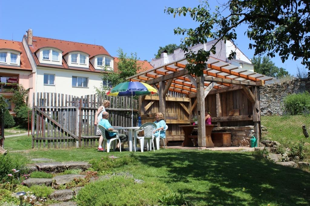 Appartamento Penzion Gomelská Horní Stropnice Esterno foto